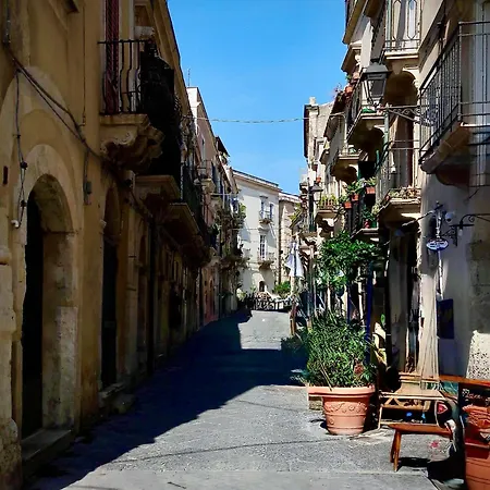 Daire Elegante In Palazzo Storico Ortigia *